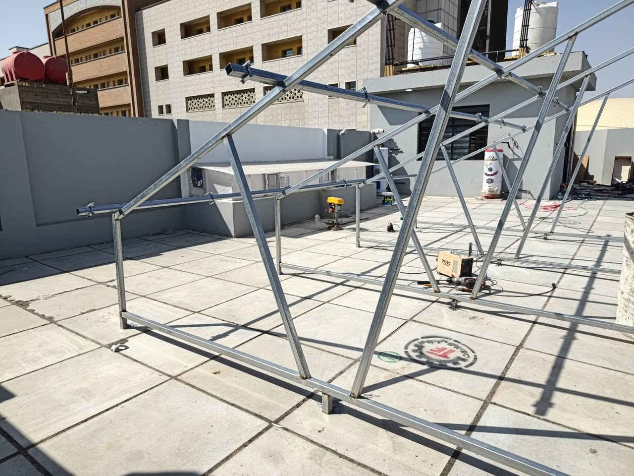 ☀️🔩 هيكل حديد مغلون للألواح الشمسية 🔩☀️
💪 قوة وثبات لتحمّل الظروف الجوية
🛡️ حديد مغلون ومقاوم للعوامل الجوية
📐 تصميم هندسي بزاوية  مناسبة للألواح
🔧 تثبيت دقيق وربط احترافي لجميع أجزاء الهيكل
⚡ تجهيز متكامل استعداداً لتركيب الألواح الشمسية
✨ نهتم بالتفاصيل… لأن جودة المنظومة تبدأ من الهيكل.
☀️ شعاع المستقبل للطاقة الشمسية 
🔋 طاقة نظيفة… لمستقبل أفضل

⬇️ جميع أعمالنا ومشاريعنا المنفذة ⬇️

https://www.facebook.com/share/1Q4LhZRjov/

💬 *كروب واتساب* *للعروض* والمنتجات:
https://chat.whatsapp.com/BdK5JKIbtcB9sW0pvnzQEe?s=cl&p=a&mlu=3

كروب الطاقة الشمسية النجف والمناطق
المجاورة   
https://www.facebook.com/groups/676666692036759/?ref=share&mibextid=NSMWBT

📱 واتساب المهندس ابو زيد : ***********

#عروض_الطاقة_الشمسية
#النجف
#تقسيط
#طاقة_شمسية
#شعاع_المستقبل
#تركيب_طاقة_شمسية
