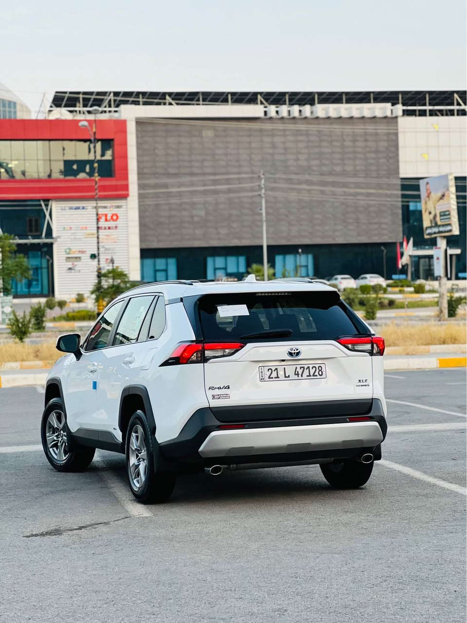 راڤ4 مؤديل ٢٠٢٤ مواسةفات xle هايبردي + بةنزين دةبل ئةكسل 4x4 سئ مؤدي ليخورين Eco+sport+normalشاشةو كاميرا 360 دةرةجة كوشن كارةبا رادارو خةتي جادة جةندين مواسةفاتي تر سةيارةكة  بؤنيتي بوياغة بي ناوگرتن ئةرباگي سوكان تةقيوة دانراوةتةوة سعري ١٤١ گةلا و مةجاليكي كةم بةس فرؤشتنة ئالوگؤر ناكةم *********** رانية, السليمانية
