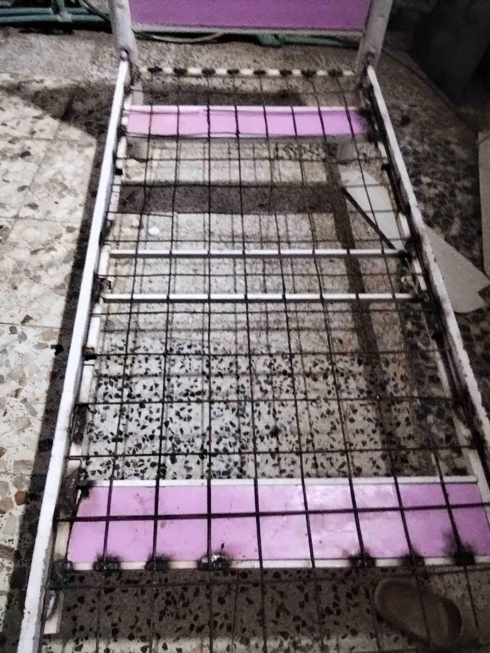 عجرباية طفل بسعر 40 وبيها مجال بسيط اليريده يراسلني اويتصل ويدلل مكاني الاحرار توصيل ماعندي ***********
