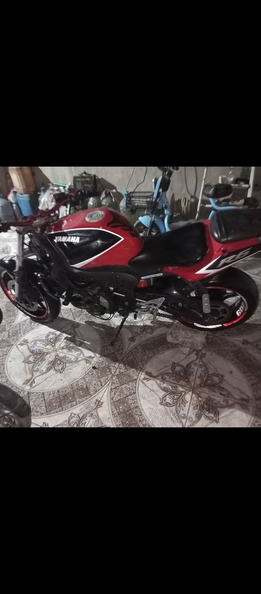 سلام عليكم ورحمه الله وبركاته للبيع R6ياماها 
سعر سعر 15بي مجال محرك كير ما مفتوح محرك
