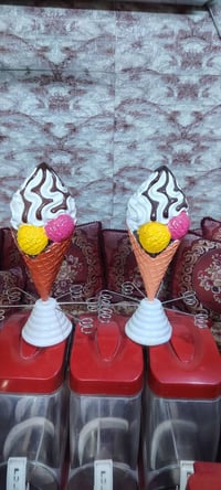 مجسمات آيس كريم • ديكور • للبيع
