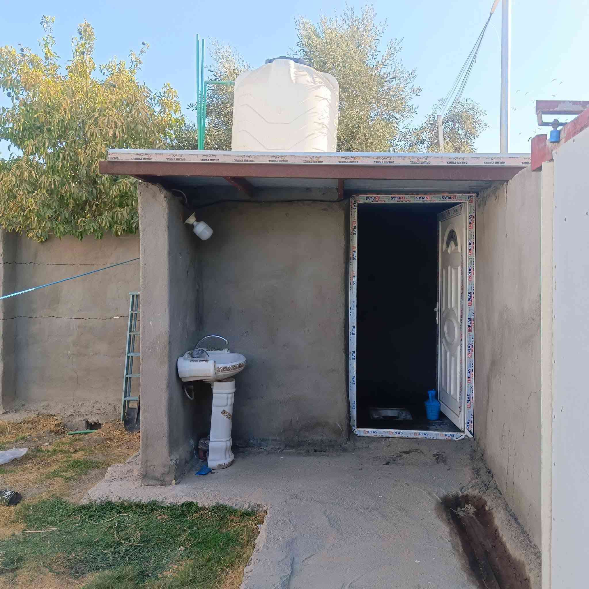 سده الهنديه • ٢٠٠م • عقد محكمة