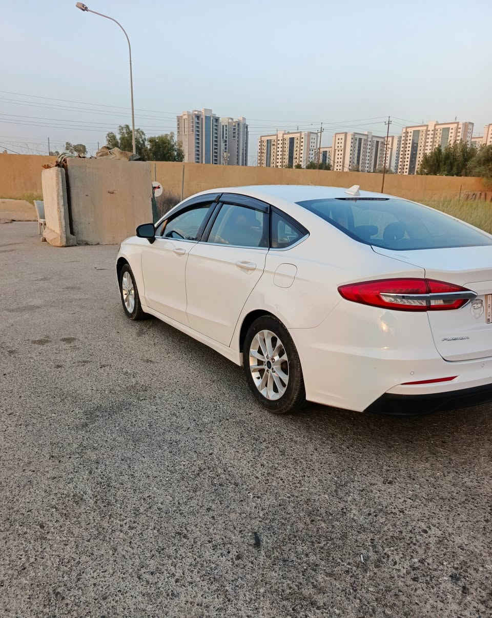 فورد فيوجن امريكي  بسمي مشروع وطني رقم بغداد 2019 بيع أو مراوس حادث جاملغ وربع البنيد مواصفات SE
*********** بي واتساب
