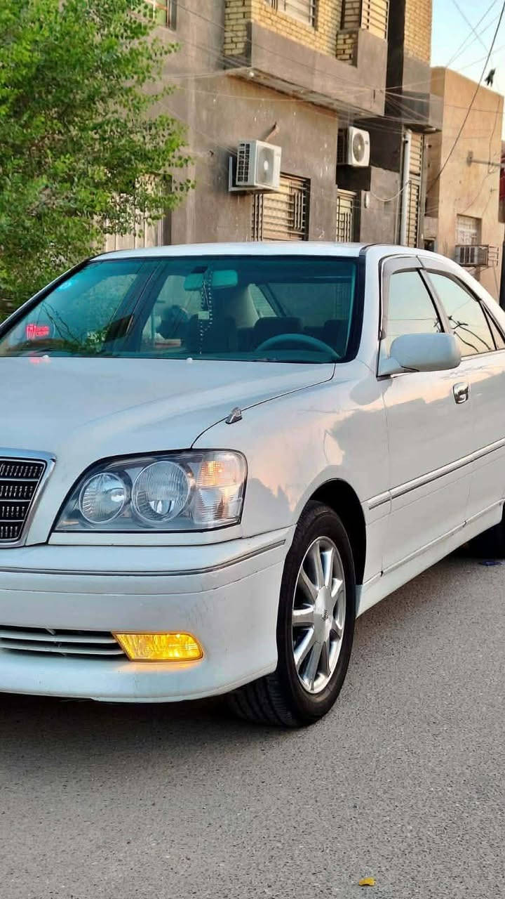 السلام عليكم 
ملكه موديل 2000 محرك ففتي 2500 رقم ذي قار انكليزي 
مصبوغة بيهه ضربه بلجاملغ الخلفي مكينه وكير وتبريد كفاله مكاني الناصرية مركز السعر 105 وبيهه مجال الاستفسار على هذا الرقم ***********
