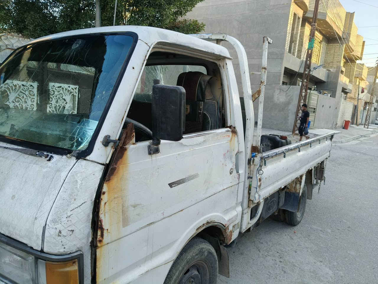 سلام عليكم 
بنگو موديل 94
بدون 
سعرها17
مكان بغداد كفاءات العبيدي
***********
