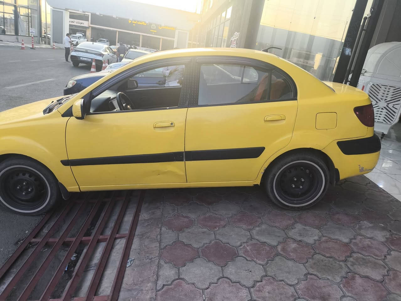 كيا ريو موديل 2007
رقم ديالئ الماني 
هيئة وغرامات صفر 
محرك 16توماتيك
السعر حيل مناسب 63قفل 
***********
***********
