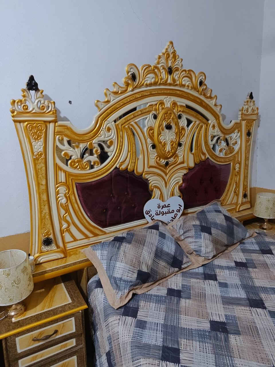 غرفه عراقية نضيفه كلش السعر 850 وبيها مجال قليل الاتصال ع الرقم ***********
