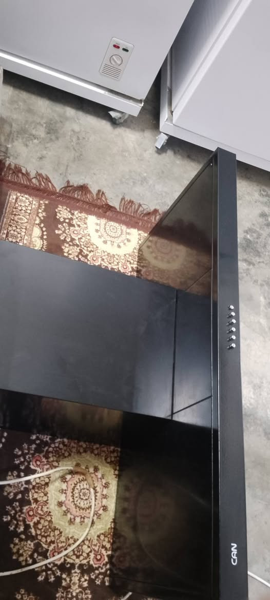 السلام عليكم مكلفه بالنشر ساحبات للبيع نضافه 99بالميه التواصل اتصل ع الرق غير متواجده ع فيس ***********
