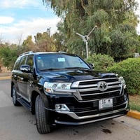 لاندكروز VXS • ٢٠١٦ • بغداد القادسيه