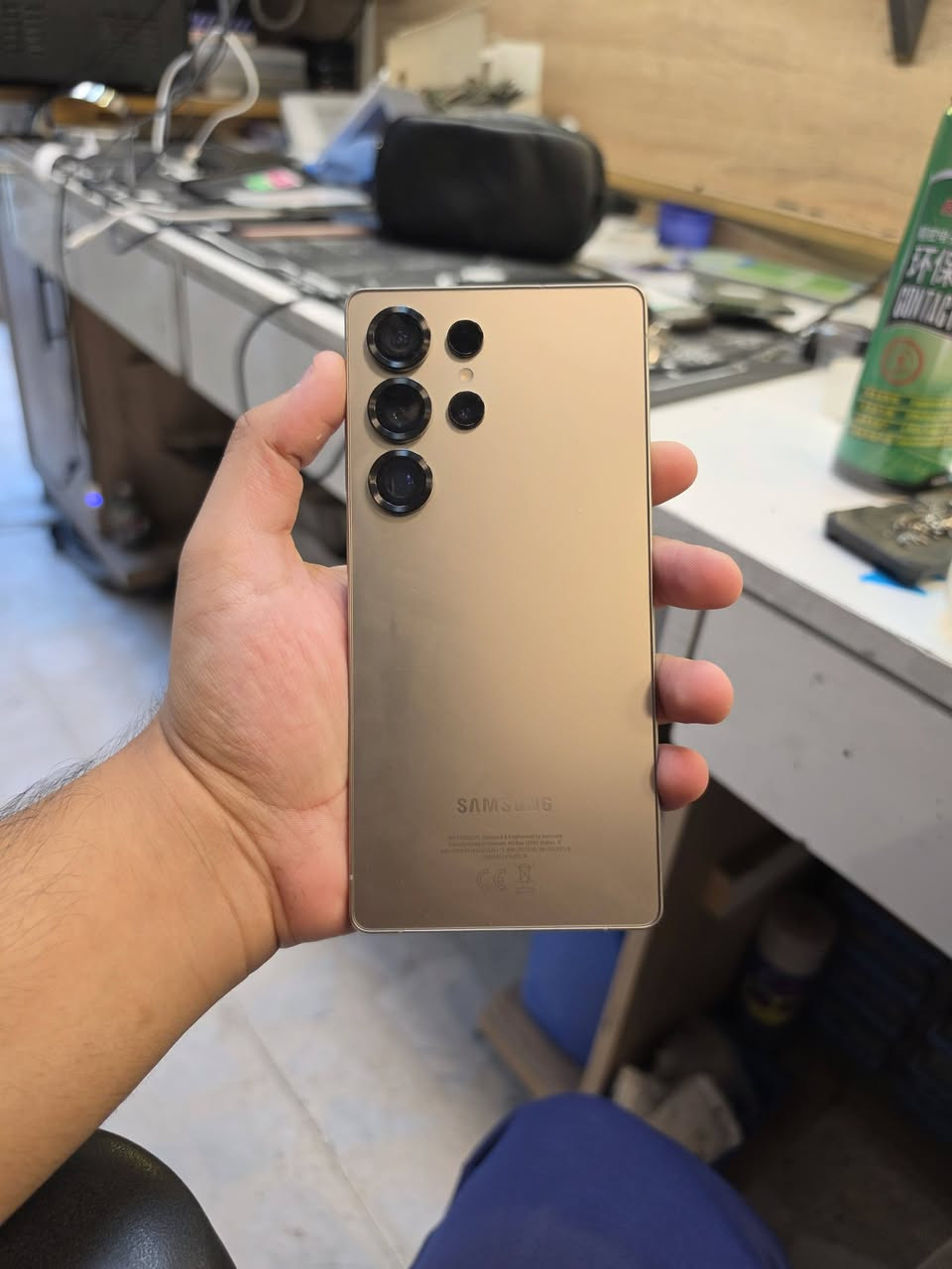 S25 ultra 512gb
للبيع الجهاز شاشه شخط مابيه وبنسبه للشاصي بي ضربه من فوك كارتون ويا ضمان عين الفهد ما ويا كيبل 

موقعي بغداد مدينة الصدر قطاع 43 

رقم التواصل ***********

لا يوجد توصيل
