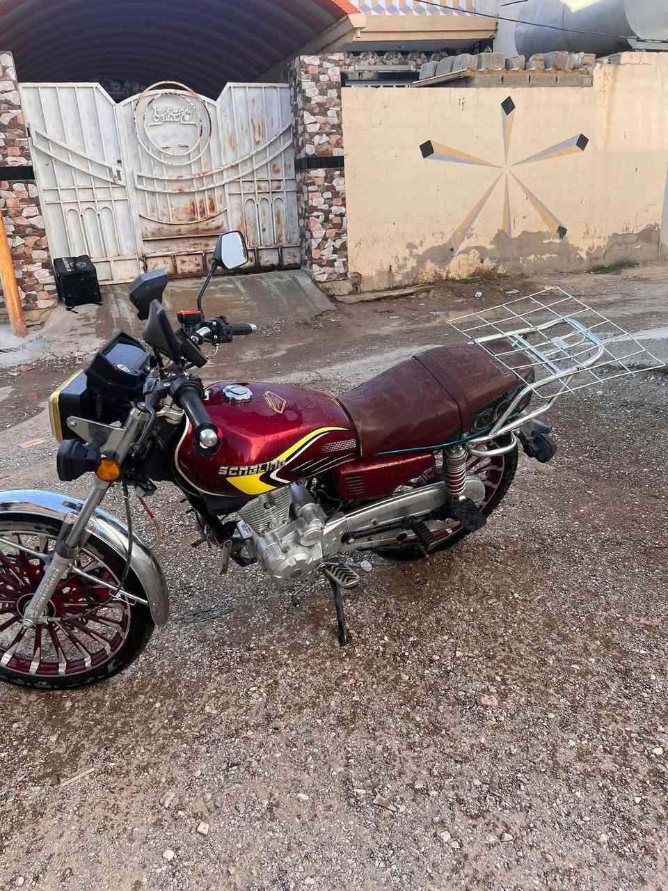 سيفان 25 كفاله اوراق موجوده بس بك لايت مفكوك وموجود مكاني ديالئ الخالص سعر725 تواصل مع الرقم فقط ***********
