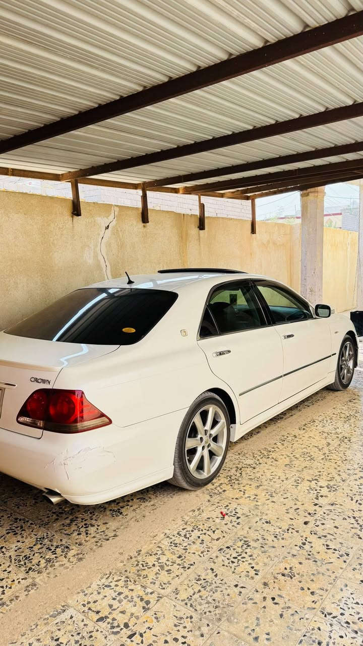 سلام عليكم 
 شاهينه 2006
تسجيل جديد 
سياره مكفوله كفاله عامه 
٣دكم فتحه 
سياره مكينه كير مكفولات
حداديه جديده 
هزه جديده 
سنويه ٢٠٣١ 
رقم دولي جديد 
رقم بصره 
عنوانه البصرة 
الاتصال ***********
السعر 163بيه مجال
