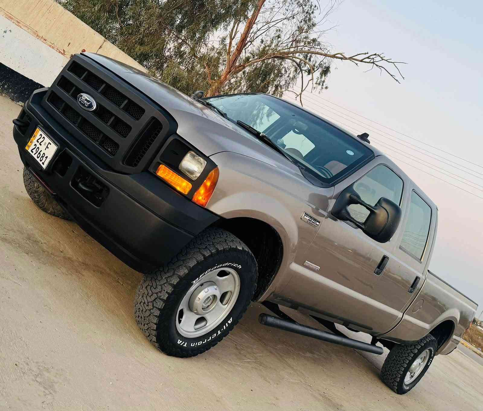 (( فورد 2007  اربيل سوبر ديوتي F-350 باور ستروك ، محرك V8 توربو گاز ، گير اوتماتيك ، فور ويل ، رقم اربيل تحويل أو وكالة ، جاهزة و بلادية مكفولة و نظيفة جداً داخل و خارج ))

كلشي اكو بالسوك اكو ارخص واكو اغلى حسب النضافه
:
السعر / 88 ورقة💰
:
***********
مكان السياره بغداد الغزالية
