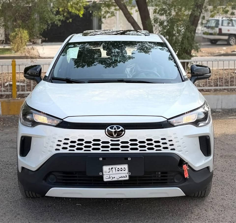 🚗🚗 وصول وجبه تويوتا كورلا كروس 2026 – الشكل الجديد

قوة الأداء + توفير الوقود + فخامة التصميم ✨

🔹 المواصفات:

 • محرك 2000cc هايبرد اقتصادي 🔋

 • فول مواصفات

 • فتحة سقف ☀️

 • رادار أمامي (نظام أمان متطور)

 • مقاعد جلد أصلي فخم

 • كرسي كهرباء (3 وضعيات)

 • رنكات قياس 16 إنش + مرايا سوداء 🖤

 • شاشة كبيرة عالية الدقة

 • عدادات ديجيتال (كيجات إلكترونية)

 • حساسات أمامية وخلفية أصلية

 • كشافات بروجكتر + حمالات سقف

 • وباقي المواصفات المعروفة من Toyota ✅
للاستفسار 📞☎️
***********
