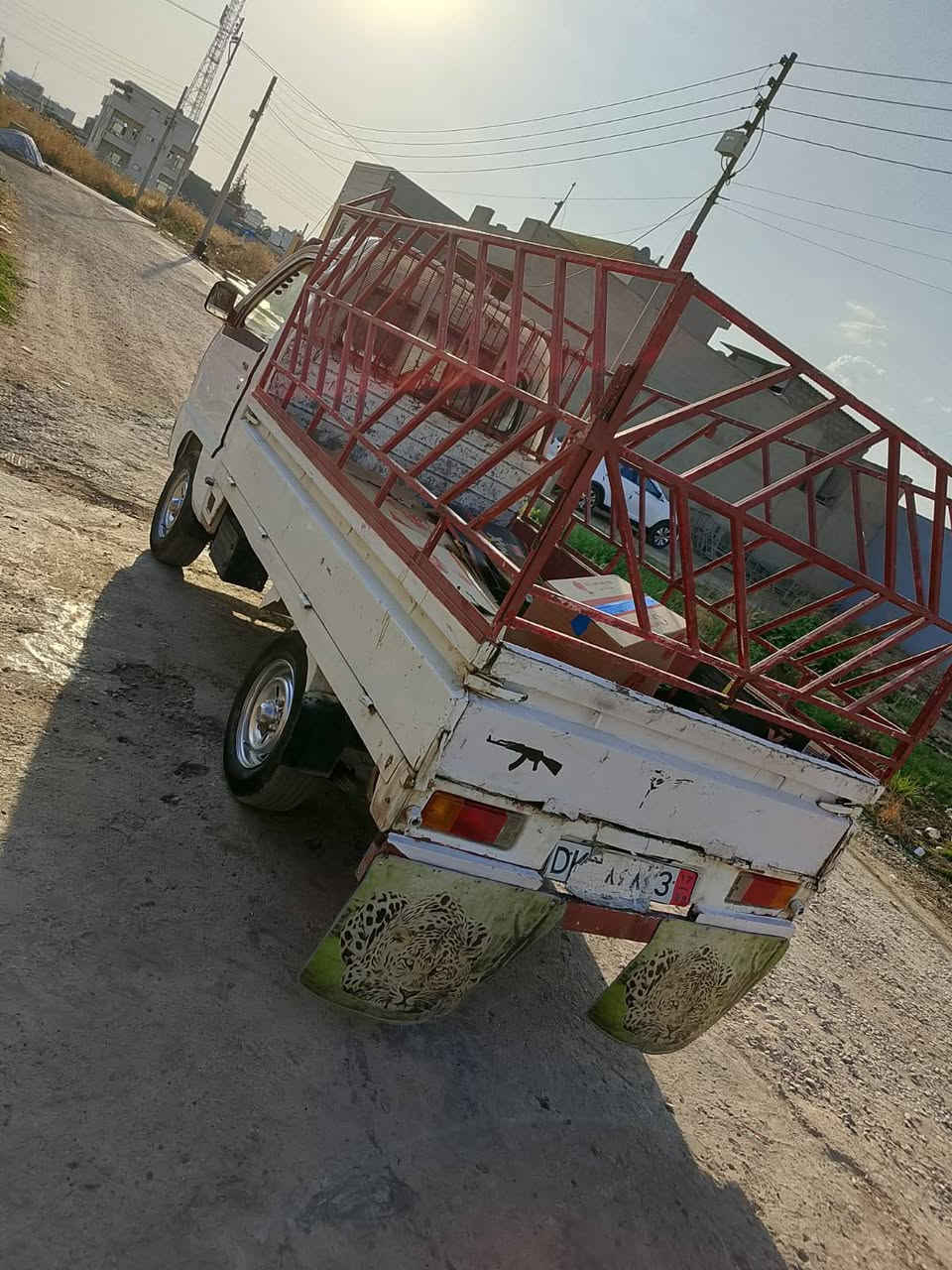 فاو منفيس 2006 اربع تواير جديد سيارة جاهزه لشغل سعر 17 و مجال *********** سميل, دهوك
