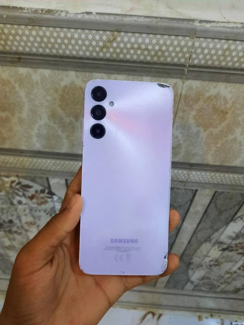 سامسونج a05s
ذكره 64 دبل سيمكارت
شاشه 90 هيرتز
كامرات صوت طسال كلشي شغال
بصمه صفح شغاله 
تعلي وتنضي كلشي شغال 
فقط شاصي بي زلوغ 
للبيع او مراوس 
سعره ٩٥ الف 
مكاني كربلاء حي العباس 
***********

نص مكتوب في الصور:
- ١١:٣٤
- Q
- حول الهاتف
- إعادة تسمية
- اسم المنتج
- Galaxy A05s
- اسم الطراز
- SM-A057F/DS
- الرقم التسلسلي
- R7AWB0GCXRV
- SIM 2
- رقم الهاتف
- +9647781707887
- الشبكة
- Asiacell
- IMEI ١
- 354860722309308
- SIM المتاحة
- IMEI ٢
- 356320172309306
- معلومات الحالة
- معلومات قانونية
- معلومات البرنامج