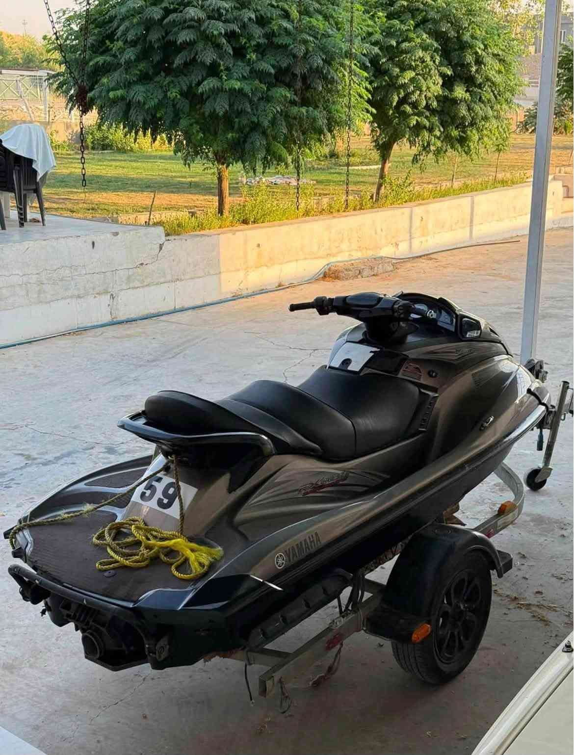 الجديد وصل -١
جتسكي ياماهاFx1800
الوحيده بهذا الون ابيض بويه ابيض كلشي ضمان ومنازل بلعراق
السعر خاص. V4. ***********
