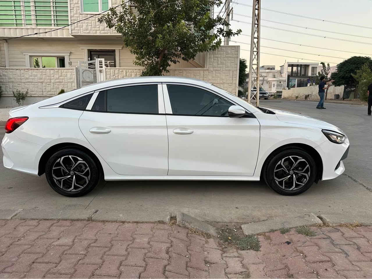 MG GT 2025 
0️⃣7️⃣5️⃣0️⃣2️⃣1️⃣0️⃣7️⃣0️⃣7️⃣5️⃣
گیرعادی
پارچە رەش + دوسەی لای سایەقی بستیک ساردە
هەموو گیانی بەشەرتی بی مەسرەف
25000 km روشتووه
سعر 88 ورةقة

*********** أربيل, العراق
