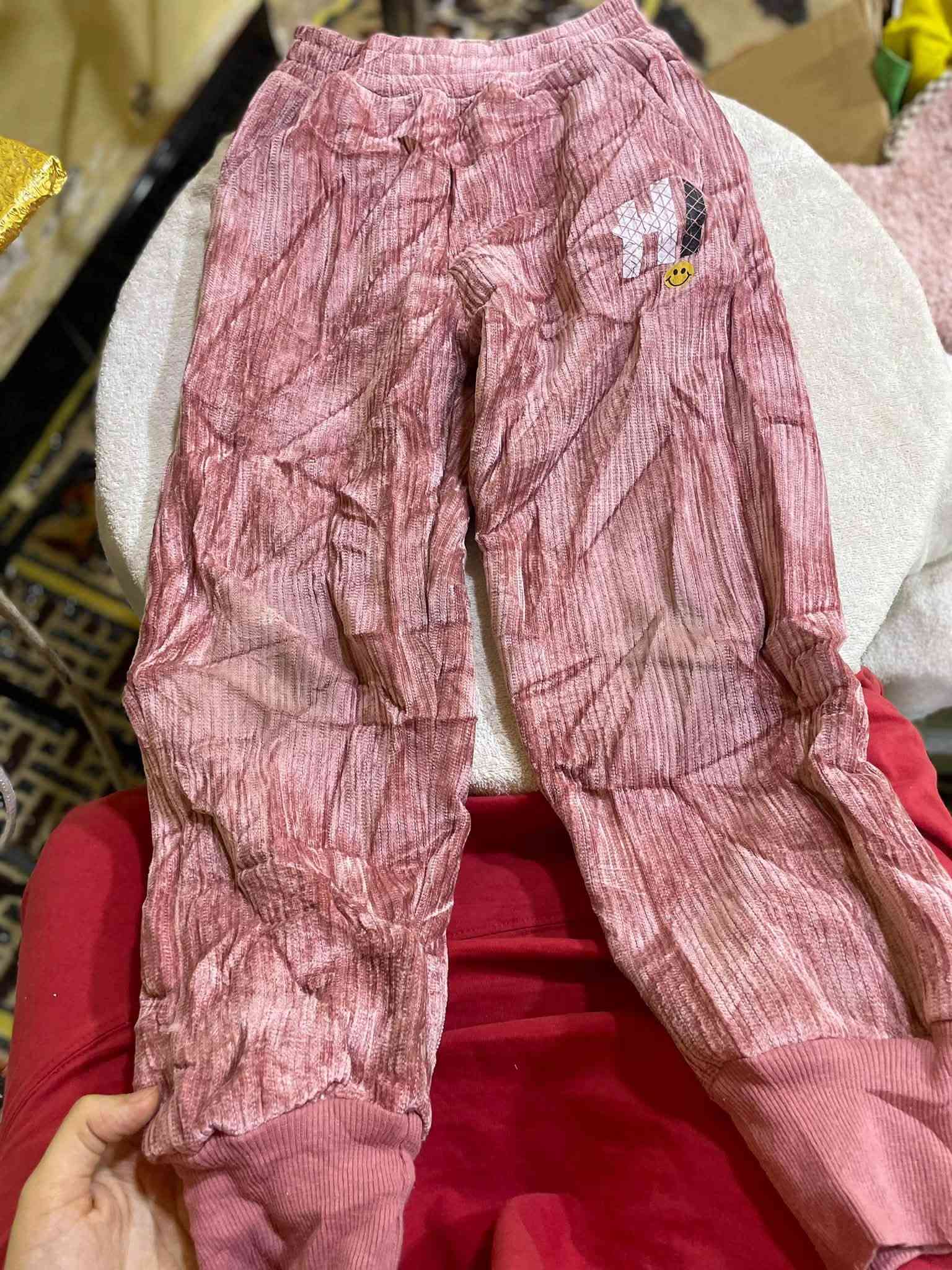 ‏السلام عليكم انا ابيع ملابس باله اسعاري مناسبه نسائي واطفال الاسعار مناسبة جداً مقارنة بالجودة  ، توصيل جميع محافظات العراق 
رقمي الواتس 
‪ ***********‬
صفحتي بالإنستغرام r2a_pq
