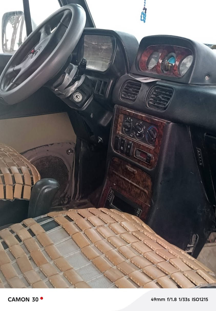 كالوبر 92 كير محرك بلاد 3000 بخاخ تبريد شغال لايت زنون واصفر اشاير كله شغاله رقم بغداد توه داخله هزه السياره 50 وبيه مجال مكان  السماوه *********** اتصال واتساب
