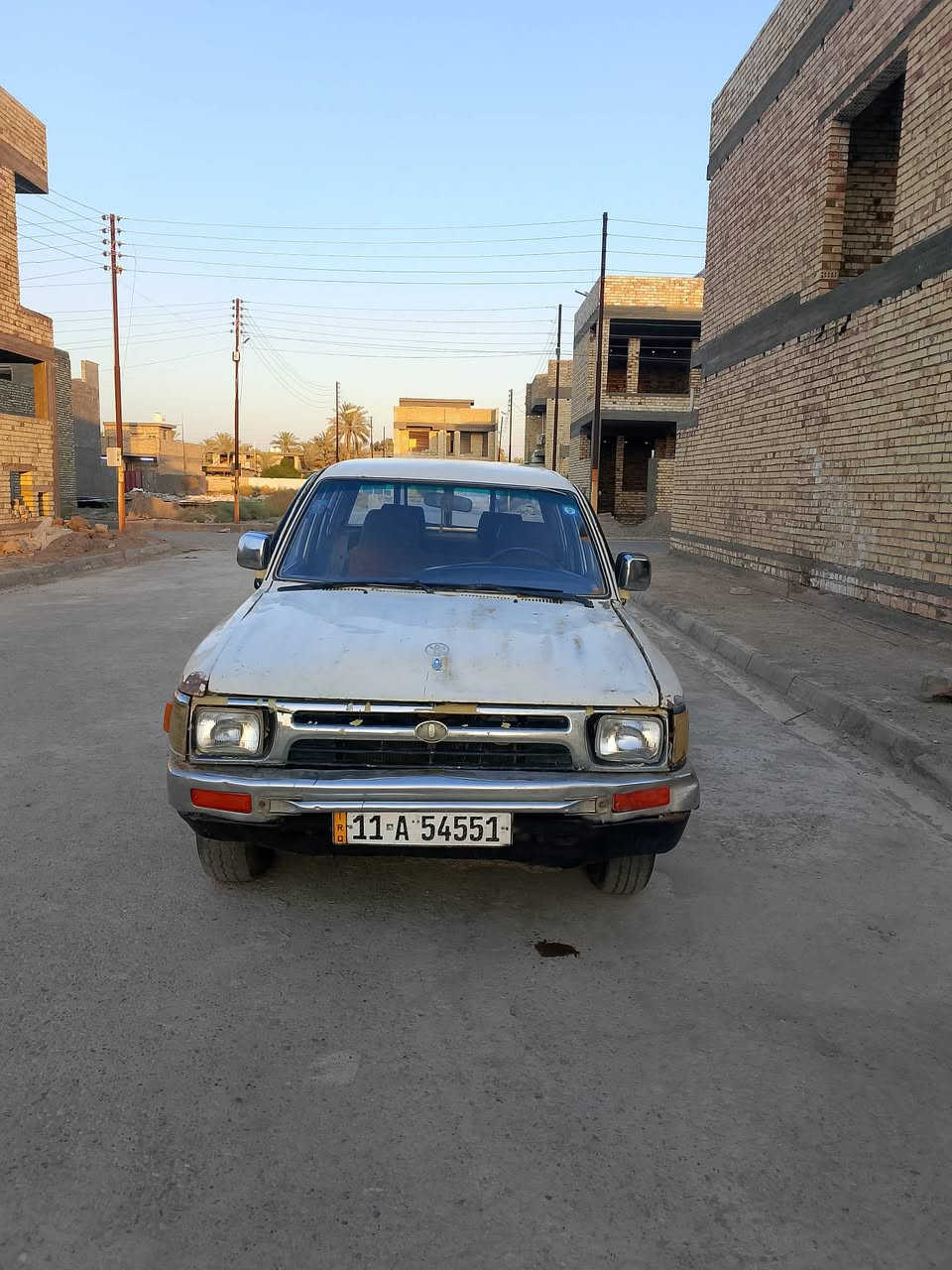 سلام عليكم بيكم موديل 89رقم بغداد نكليزي محرك كير اكسن شاصي جيد جدا سياره خير من الله ***********عنوان بغداد التاجي

