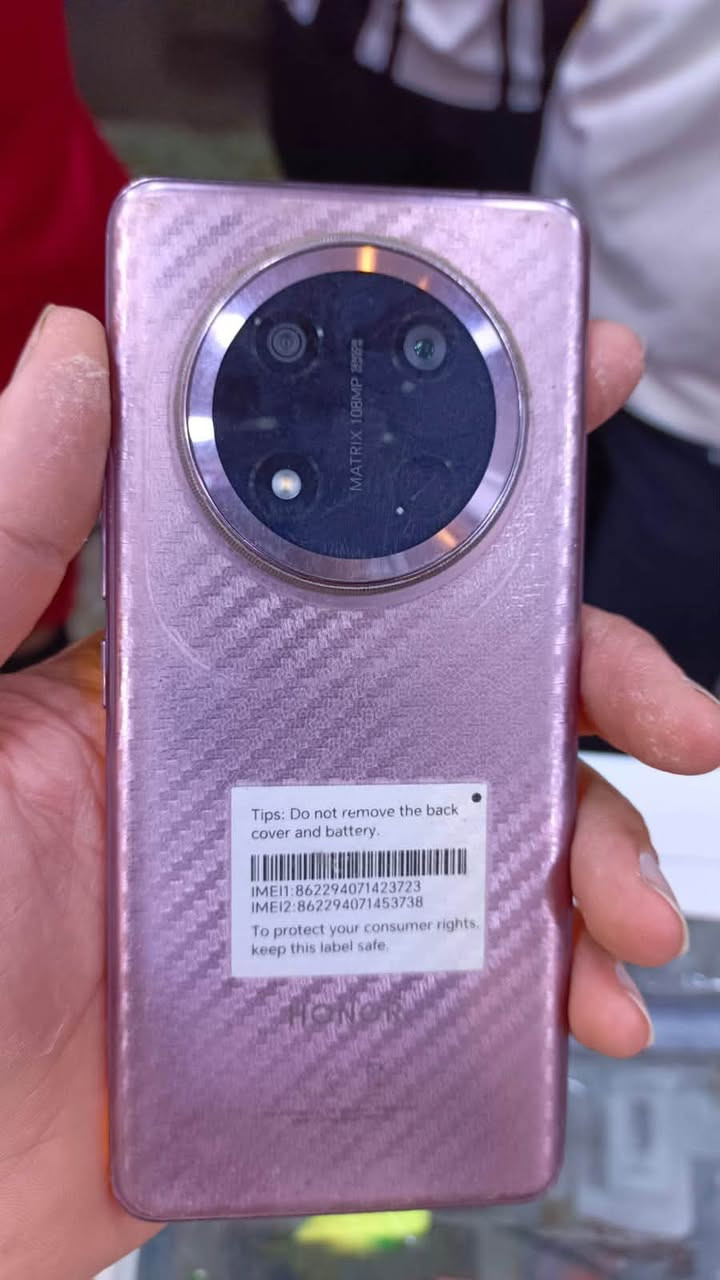 الجهاز: هونرX9C
المعالج: Snapdragon 6 Gen 1
الرام: 12GB
الذاكره: 256G
السعر:270
الموقع:التأميم،الدواجن،مكتب كلكسي
التواصل:***********
خليل الريشاوي
