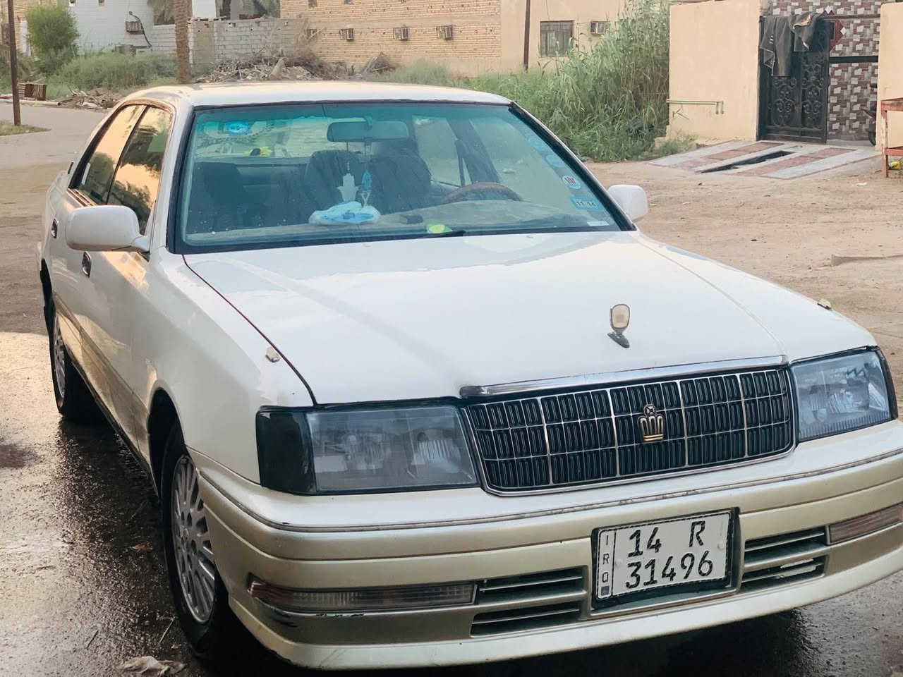 السلام عليكم
سيارة راس الثور
موديل ٢٠٠٠
كير محرك جاهز
السنوية لغاية ٢٠٢٨ رقم دولي
مكفولة من الضربة والنقل الجثة والگص
السعر / ٨٣ 
البصرة-معمل الورق
***********
