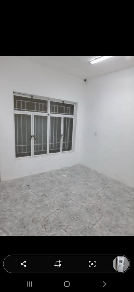 بيت طابق ثاني لل ايجار نظام شقة يحتوي على مطبخ غرفتين نوم  وهول وصحيات مشترك يحتوي على ماطور ماء سخان تانگي مفرغة هواء 
العنوان حي العامل شارع ٧ نيسان مقابيل حلويات الحسناوي 
للتواصل 
غير متواجد على الفيس
متواجد واتساب

رقم الهاتف ***********
