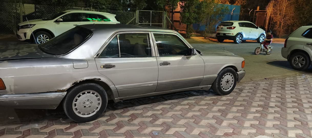 موديل 90
جاهزة كير ومحرك وكهربائيات 
ما اندل راعيها ابيع كوم حديد 
اكفل سرقة وعشائر 
19 ورقة مجال بسيط 
عنوان نجف مكلف بالنشىر بس اتصال 
***********
