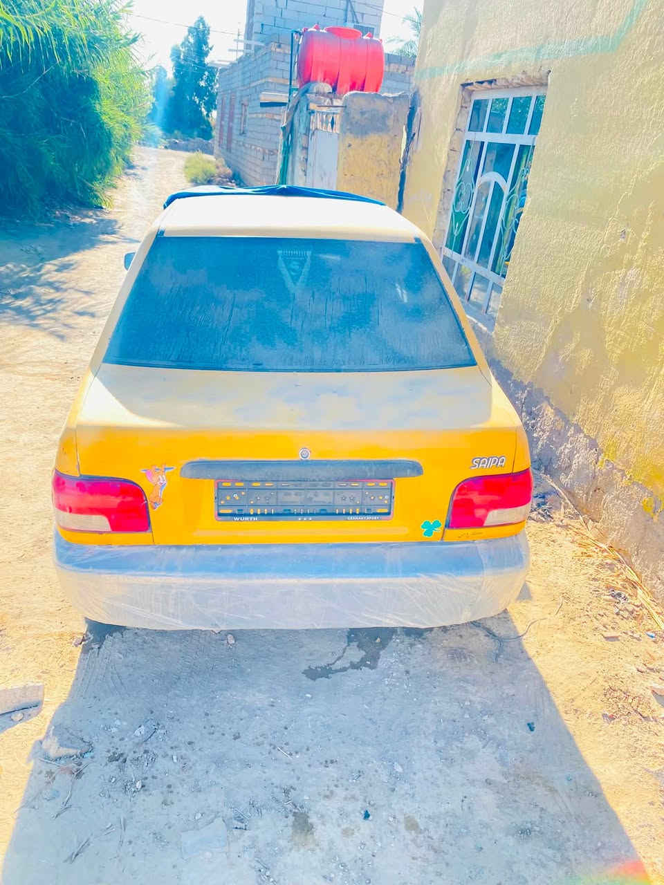 سلام عليك سايبه للبيع مديل 11رقم نكليزي ✅
مكينه وكير خير من الله ✅ 
تايرات خير من الله ✅
تبريد ما يشتغل 👎يريد منضومه ما عرف شبي 
سياره مال شغل ب18ورقه وبيه مجال قليى  وهيه وغرامات تاخذه مصفره ما داكه ولا شايف شكد عليه بس انته تاخذ مصفره تريد ينزل من سعرهه وعليك الغرامات مكان ديوانيه شافعيه شواصيه نص ونص اني بيعك كوم حديد 
مسول على مداور كعدك وي راعيهه وهاذه رقمي ***********
