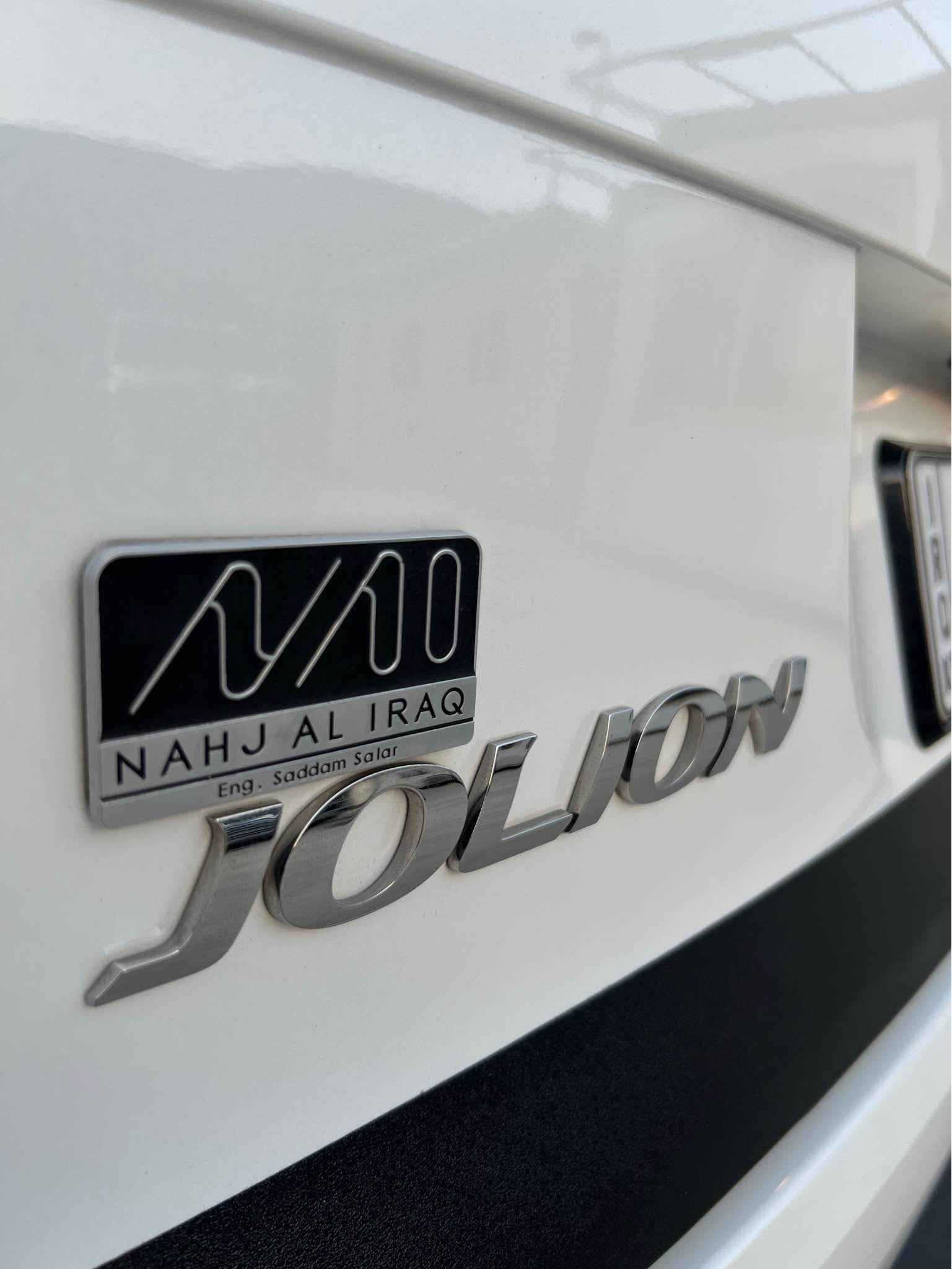 ‏Haval jolion 2024 
هەڤال جۆلیۆن مۆدێل (2024)زەمانی شەریکە
بێ بۆیاخ بێ ساردە تەنها بەقەد یەک مۆبایل pdr ی هەیە
شاشەو کامێرا بەسمەیە گێر ئۆتۆماتیک ئۆتۆستارت برێک بەسمە و زۆریتر..مەکینە ٤ بستۆنی 1.5 ی توربو 
گێرو مەکینەو کارەبایاتی بەشەرتە 
بەناوی خۆمەوەیە ڕەقەم و هەزەو  سەنەوی نوێ 
ماوەی ڕۆشتوی ئۆتۆمبێلەکە تەنها 22 هەزار کیلۆمەتر 
 لەسەر دەقی بیلادی ماوەتەوە 
سعری 142 وەرەقە و مەجال 
ژمارە تەلەفۆن
*********** أربيل, العراق

