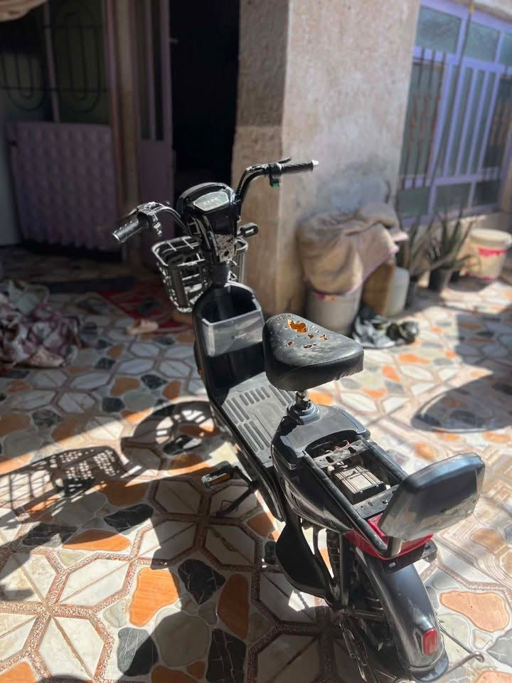 باسكل شحن نقصه بس بطاريه سعره ب ٢٠٠ مكاني حله مركز ***********
