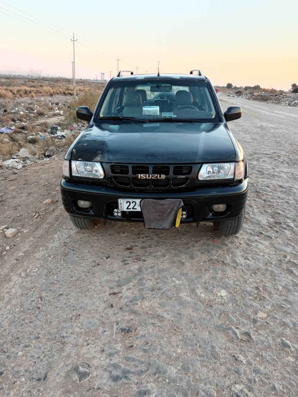 السلام عليكم ازوزا اوبل مونتيرا موديل 2001 رقم أربيل مصطره للبيع السياره كامله مكمله من كل شي تبريد ثلج كهرباء كلها فول ماعدا الكير بيه خلل أبيعها كيرها عاطل وينخصم من السعر سعرها 45 وبيها مجال واسط الصويره للاستفسار الاتصال ممتواجد على النت *********** ♕***********
