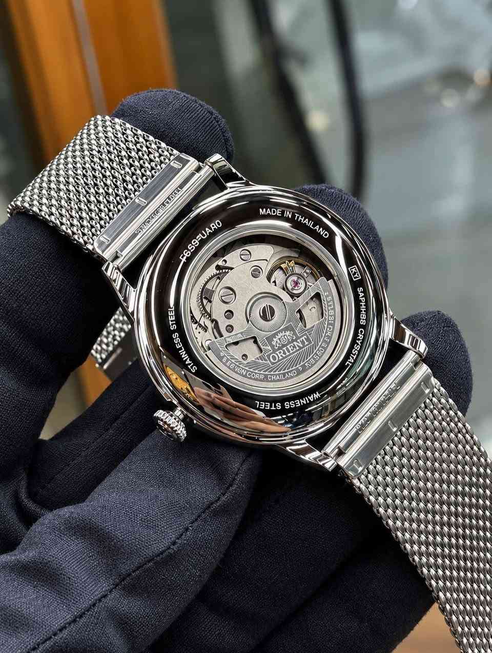 ORIENT Bambino original automatic 🇯🇵 
Made in Thailand 
41mm
22 jewels 

300.000 بغداد, العراق
