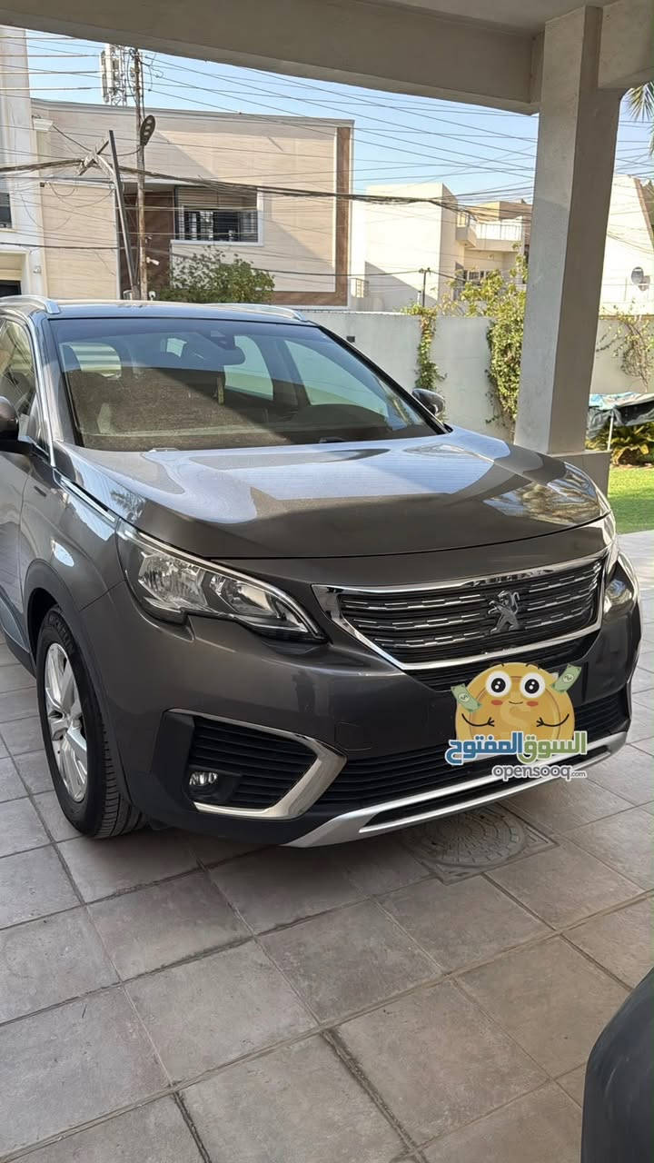 للبيع يجو فرنسي ٥٠٠٨ موديل ٢٠١٩ ماشية ٦٢ الف 
المحرك بانزين ١٦٠٠ تيربو 4 سلندر
القوة: 165 حصان
العزم: 240 نيوتن
القير: أوتوماتيك 6 سرعات (آيسن ياباني)
الدفع: أمامي
7 مقاعد
شاشة لمس وسطية
عدادات i-Cockpit ديجيتال
بلوتوث + USB
تحكم بالصوت من الستيرن
مثبت سرعة
حساسات خلفية
مكيف قطعتين أوتوماتيك
فرامل يد كهربائية
تخم تايرات ميشلن فرنسي
خالية من العيوب والحوادث
السيارة استيراد خاص، رقمها أربيل بيها انجح أنواع المحركات وتستخدمة اكثر من شركة عالمية.

صناعة المحرك شراكة بين بيجو وBMW، وستروين وميني كوبر وأوبل، ويُعتبر من أقل المحركات أعطال، وجميع قطع غيار المحرك متوفرة.

مكان السيارة: بغداد – العامرية

***********
