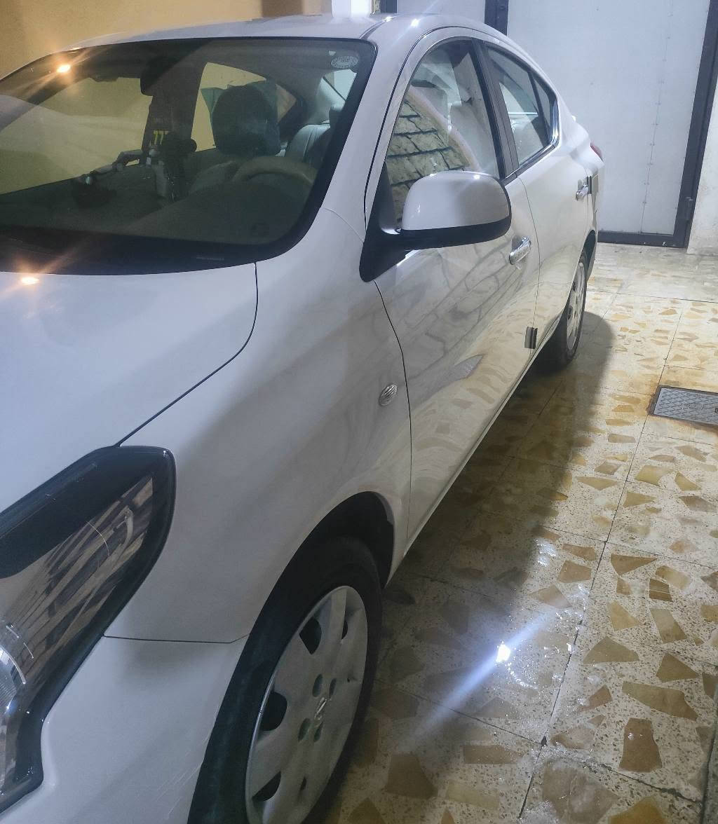 سياره نيسان صني هندي سنه 2024 كفاله محرك كير حداديه ماشيه 42الف السياره بيها بس دحكه بالدعاميه الخلفيه  ، السنويه باسمي 
الموقع البصره الجبيله 
السعر 115 وبيها مجال
للتواصل :*********** البصرة, العراق

نص مكتوب في الصور:
- realme Shot on GT Master
- ١٩:٢٢ ١٣ ٠٦ ٢٠٢٥