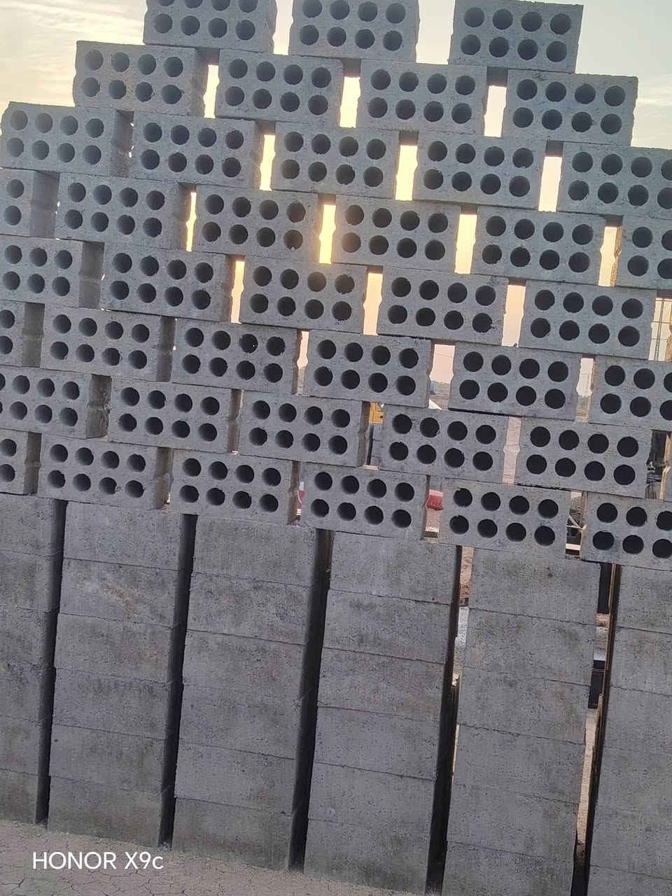 مواد بناء • توصيل • أسعار مناسبة