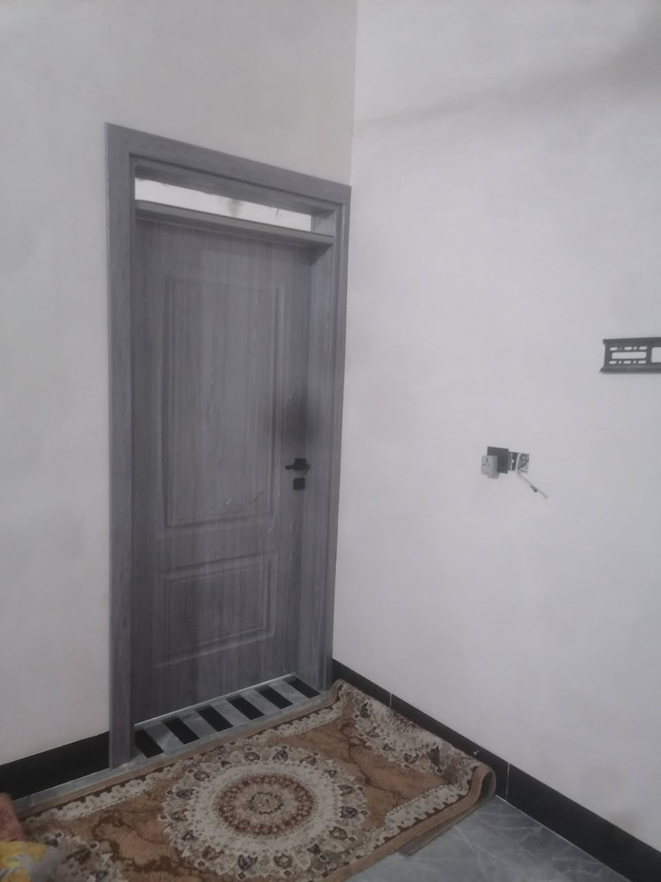 دار للبيع🏡ركن طابو  موقع مميز بداية الثوره قريب عل سوق 💥مساحه 150 متر💥موقع نهاية شارع الباله من جهة الثور 💥سعر 72 بي مجال /  ***********////***********
