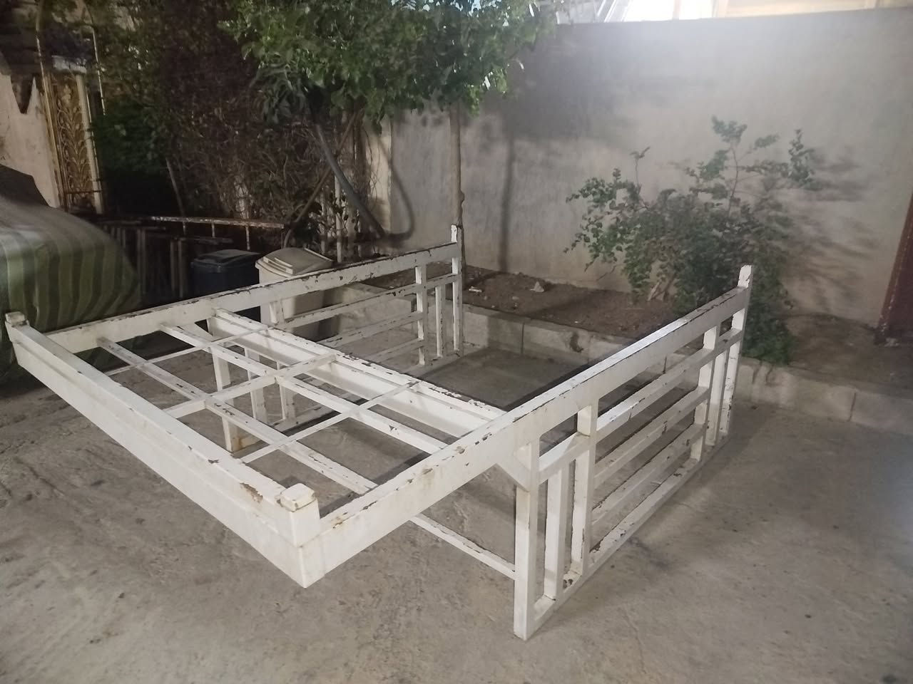سەرەتا بەناوی خوا چەمچەی نیسانی دەبێ بۆ فرۆشتن ئاسنی دەرەجەیەک تازە تایبەت دروستکراوە سعری120هەزار شوێن سلێمانی ***********
