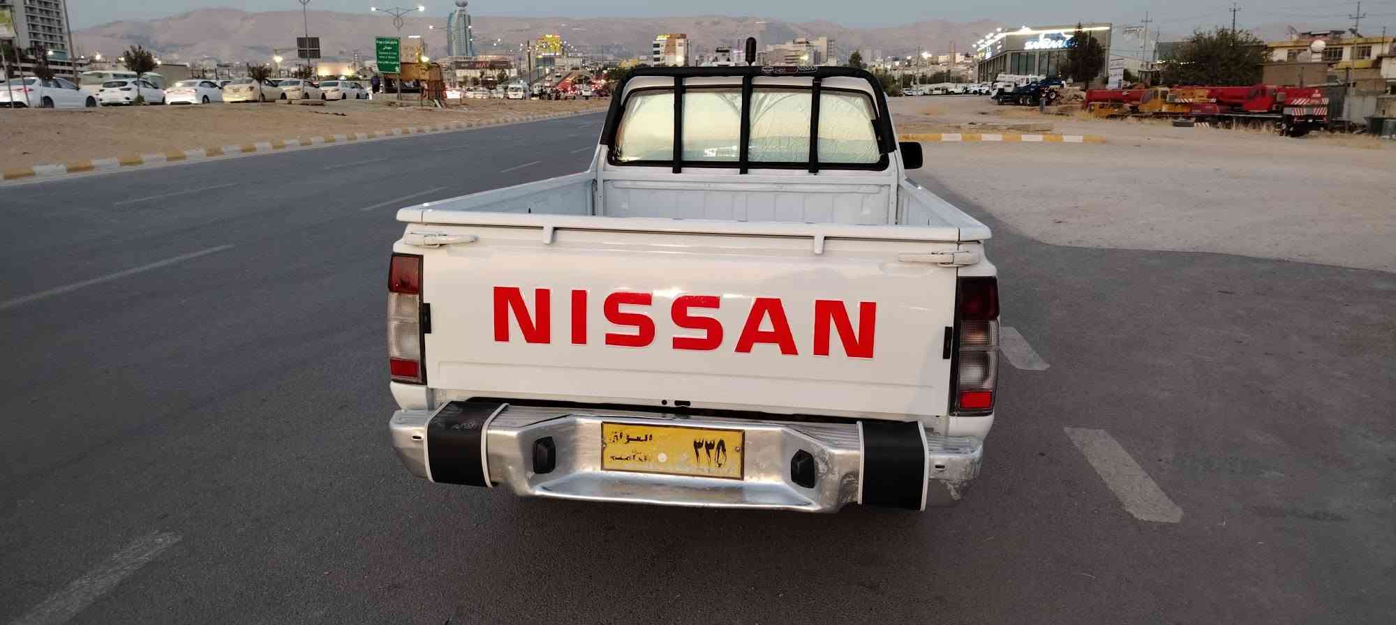 بەناوی خوای گەورە نیسان بۆفرۆشتن مۆدێل 2002تەبرید نمونە لۆکلۆک پێشی کرانەوەی نیە شانو سەقفی هیچی پێوەنیە بۆدی سفرە کون نەکراوە لۆکلۆک ئاڕم پلاسیک سلێیمانی بەشەرتی گێڕومەکینەوئەکسل بەشەرتی ئاڕموئەوەلیاتو خرامە*********** شربازهير, السليمانية

