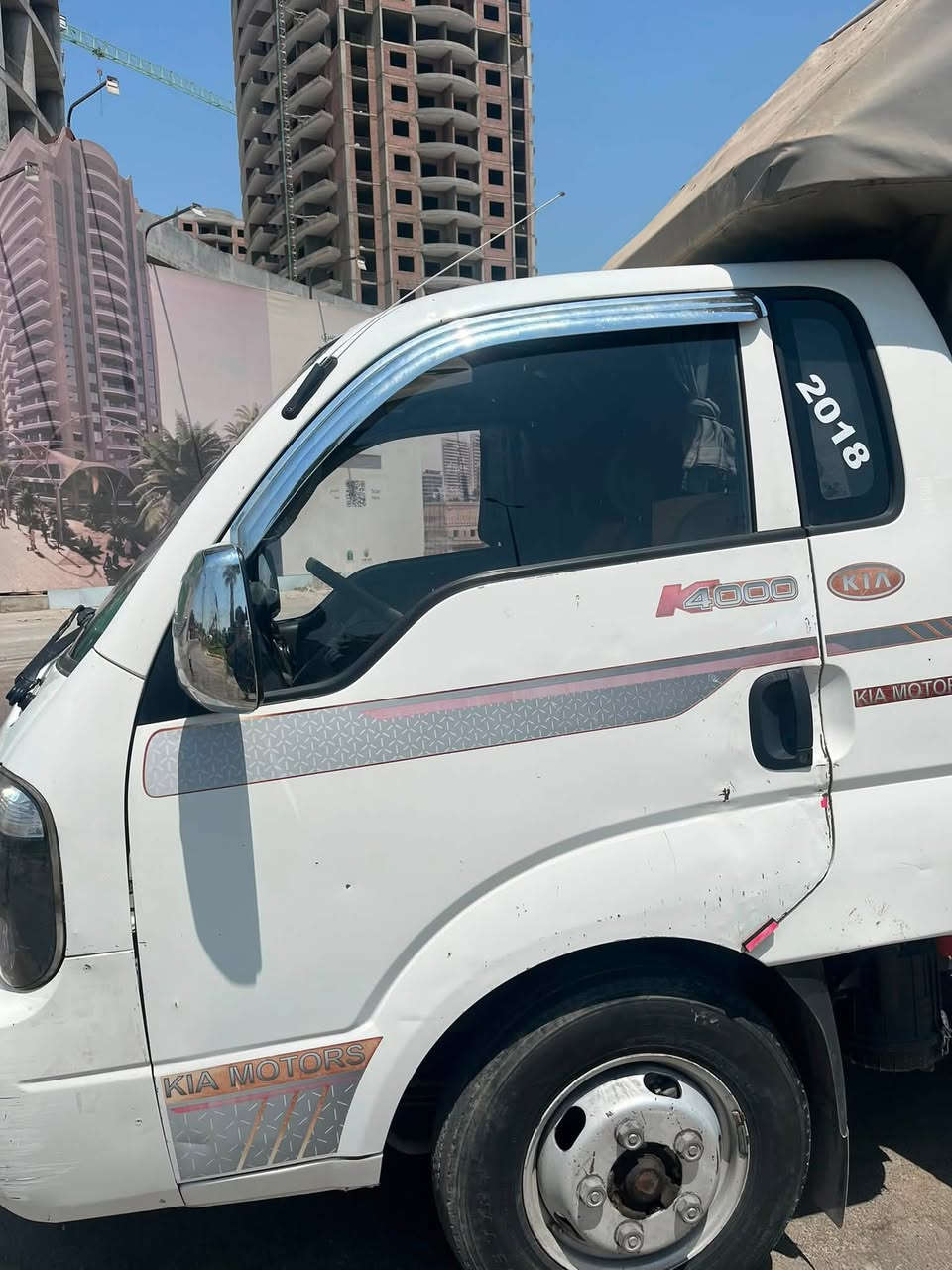 السلام عليكم
كيا حمل فحل موديل 2018 رقم بغداد وجادر ومحجر بيها والسياره نظيفه السعر 139 وبيها مجال
***********
