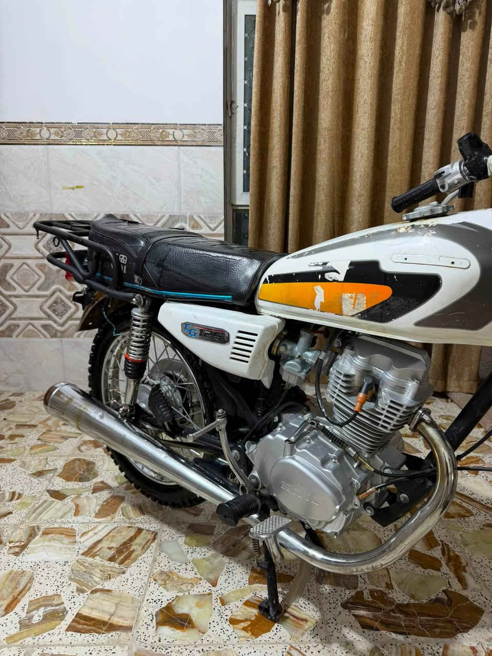 السلام عليكم 
دراجه للبيع 
موديل25
آوراق سكنر 
مكينه مامفتوحى دراجه حلوه خير من الله
مكان كربلاء الحسينية الإبراهيمية 
السعر650وبيها مجال 
رقم ***********
