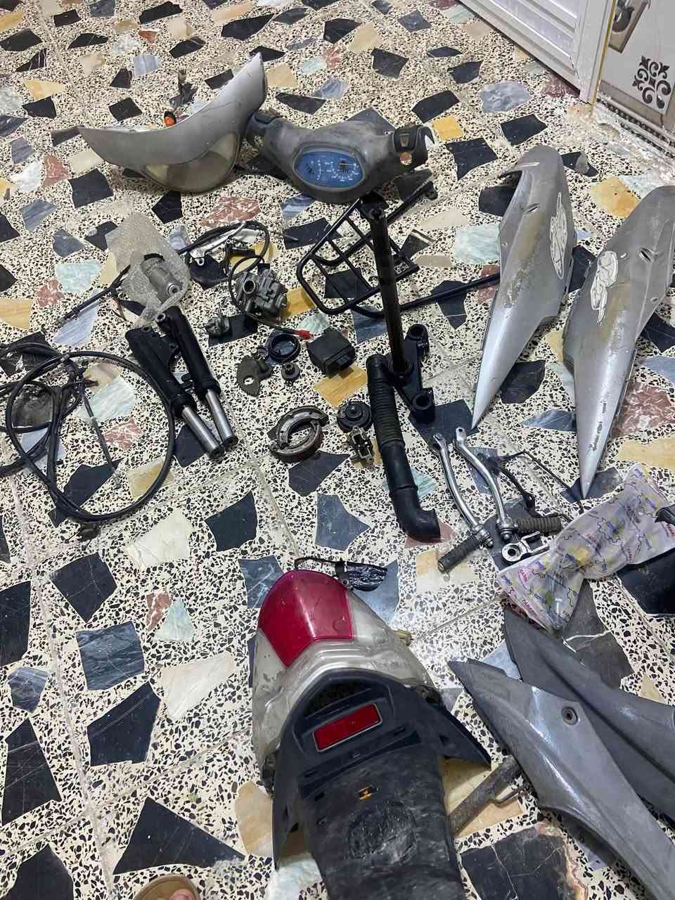 غراض تفصيخ لبيع سواد تسع زروف 25 ترايش ماكس قجمه10🔒كفرات قجمه ورا10🔒 ذيل قجمه وبك لايت خلفي يعني كامل ب8 كفر عينه مال تسعه اسود 5 كابريته ماكس تشتغل 10🔒سلف60عام جديد ما مستعمل هوا ول وايرات 10عقل تجاري 10يشتغل ماكس قجمه هورن عام5🔒هلال وسبرنكه مال هندر وكعكه وطوبه مال كعكه كلهن 10 دبلات ماكس بوليس 15🔒عينه مال ماكس وكفر عينه وكلوب 10 ملاح مال عداد وعداد ول مجمع كامل 15 واير بريك وغراضه بنز هم ويا10 خرطوم صفحه5 ماشه مال قجمه 15هناذر مال يراني وكو هواي شغلات بصور شراي يراسل*********** وتساب بصره
