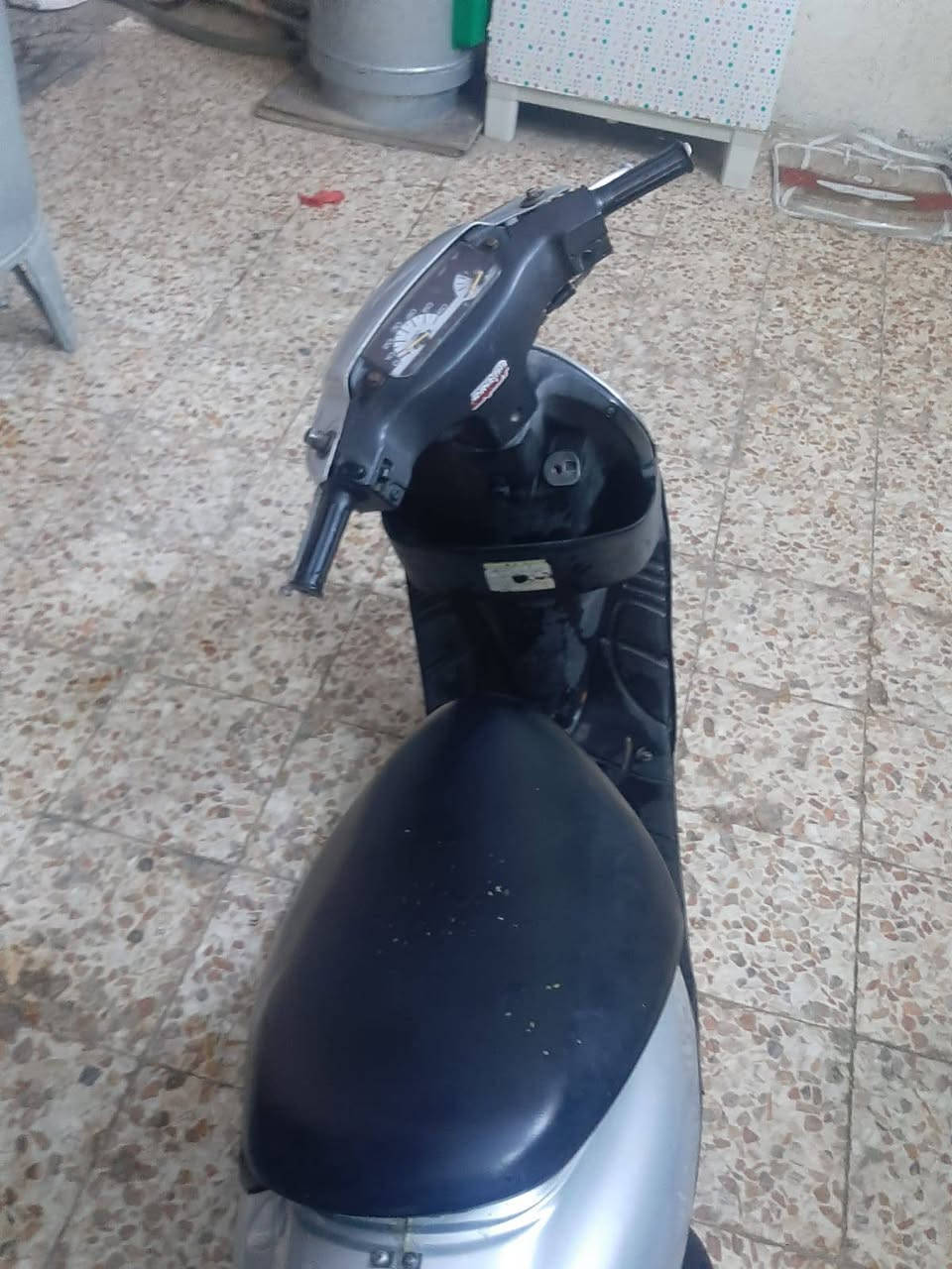 السلام عليكم دراجة ساسوكي اوراق للبيع السعر 250 وبيها مجال الدراجة نضيفة للستفسار ***********
