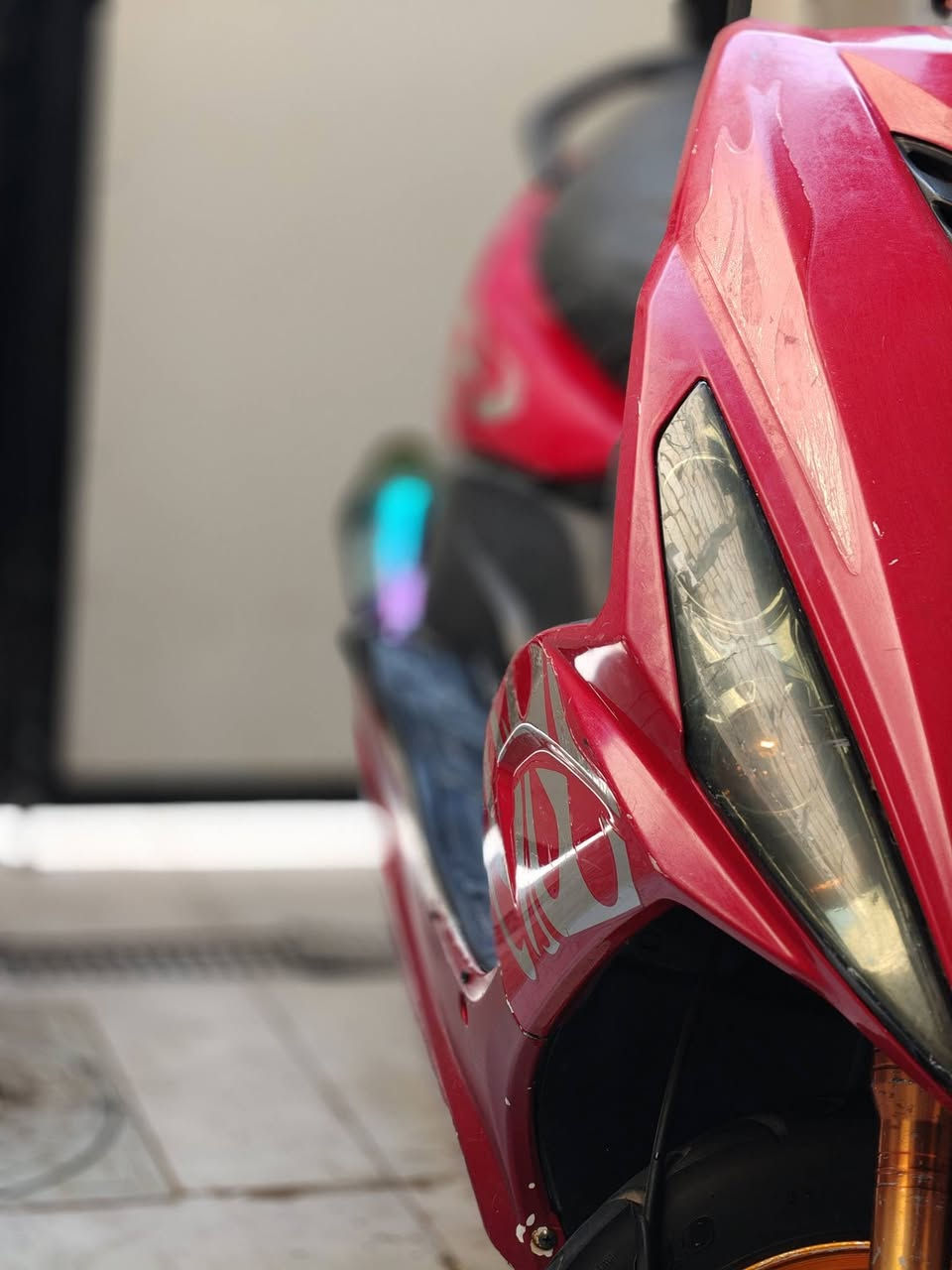 السلام عليكم ماكس مضلع موديل 2020 دراجة مكينة 150cc شلعة ومعدل فول كابريتر جديدة صالنصة توبو  سبع ألوان مكينة ناعمة وحلوة مفتوحة المكينة مكاني كربلاء اسكان العسكري للتواصل *********** اتصال عل خط واتساب متوفر
