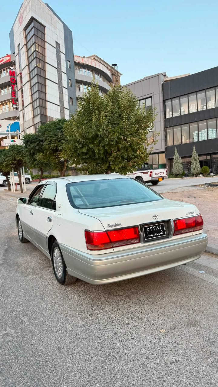 مەلیکەی بڕاوە ❌
مەلیکە دیفۆری بچوکD4171 🔥
دوو دوگمە 
پەردە 
چوار کوشن کارەبا 
پێش و دوا کریستاڵ 
دەژبوڵ نجف 
شاشە 
سارد و گەرم و گێڕ و مەکینەی بەشەرت 
کۆدی هەیە 
قوفڵ و کۆتایی ٣٧ گەڵایە ❌💸
لە سلێمانیم 
*********** 🌹
