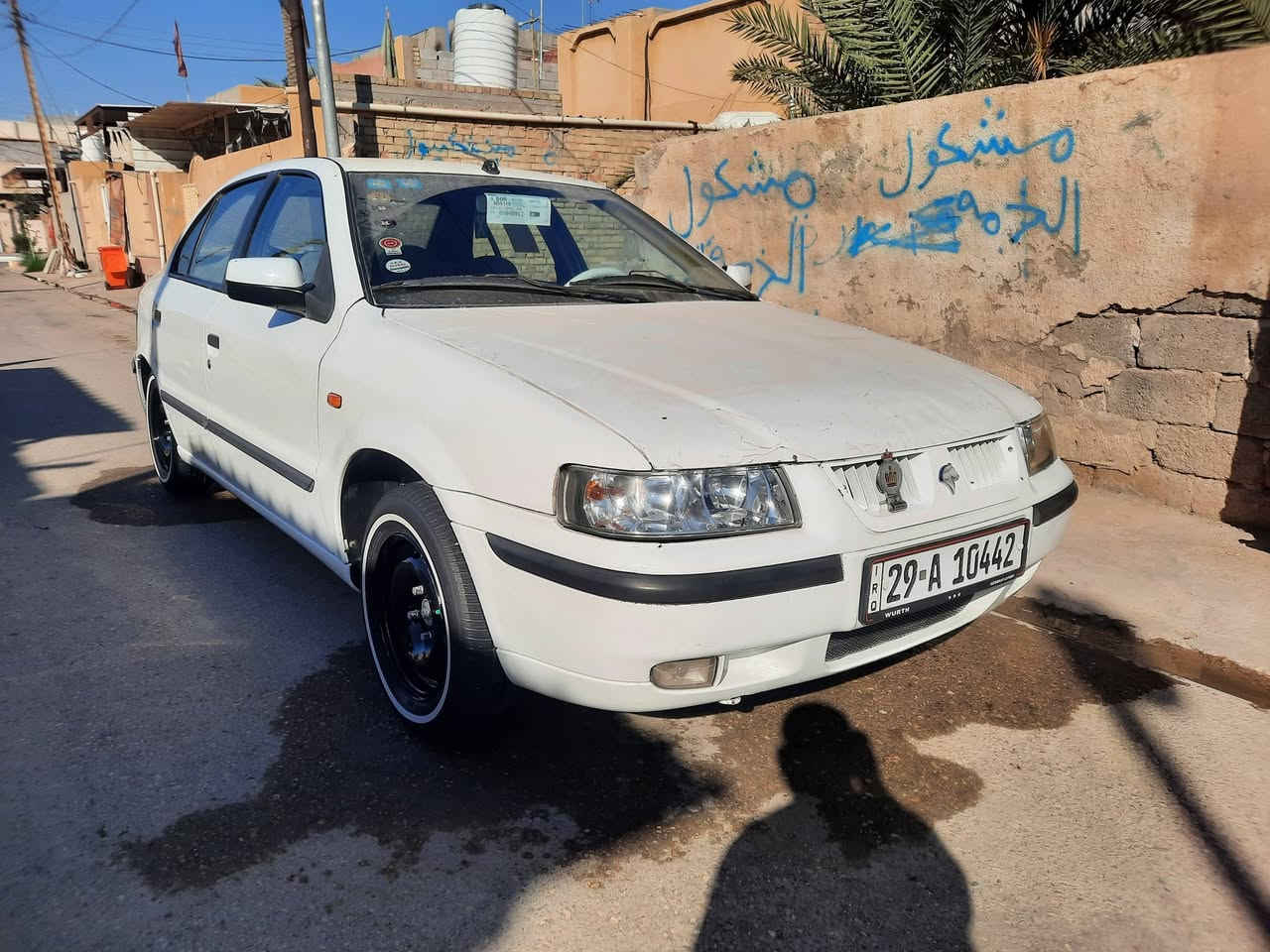 متاح سمند للبيع بدون مراوس رقم واسط موديل 12 كرستال بيها صبغ باب السايق فقط الباقي مكفول كير جديد تخم تاير جديد محرك خيط بخار تبريد شغال ثلج سيارة مالبيت مامتعوبه مكانها واسط الصويرة *********** السعر 45 وبيها مجال بسيط
