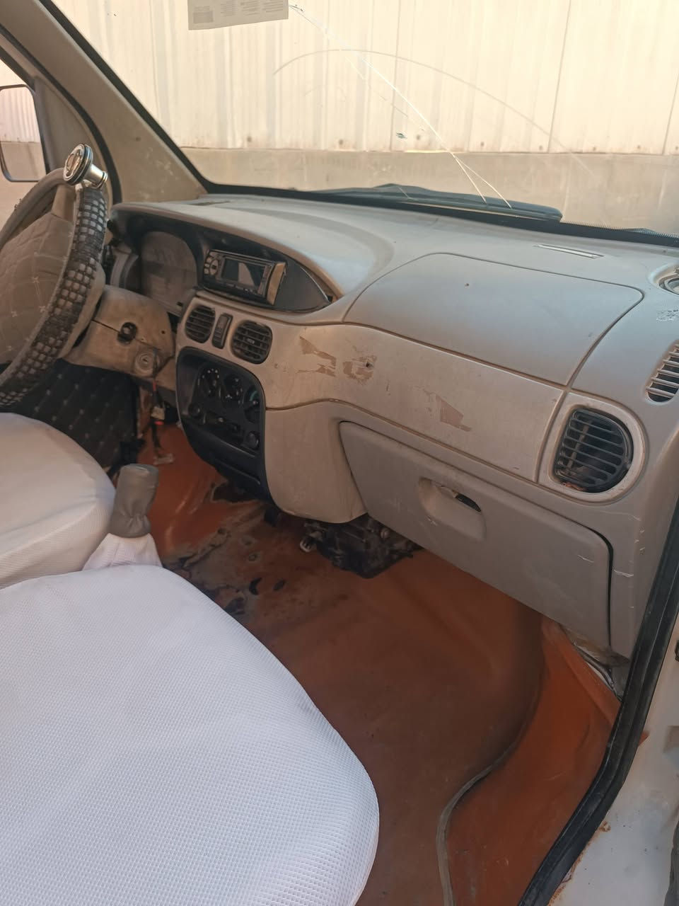 سلام عليكم عندي كيا هيفاء للبيع نضيف محرك تايرات جديد منفيس أوراق كامل مكاني كركوك سعر 20 ورقة بي مجال هاي رقمي ***********
