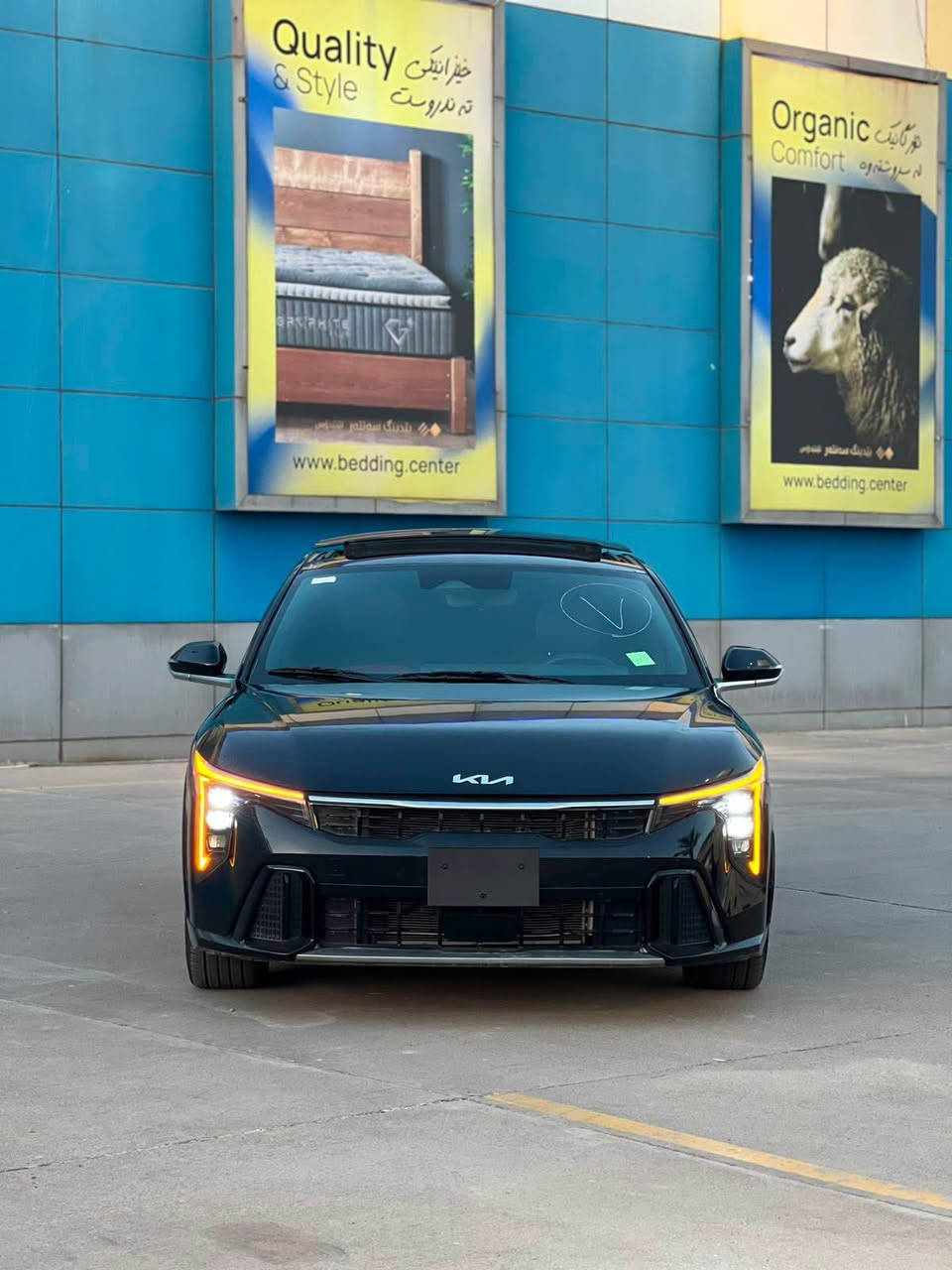 Kia K4 gt line
موديل 2025
فول موصفات 
بانوراما 
بريك بصمه
بصمه
كشن جلد
كشن هيتر
رادار امامي 
رادار خلفي 
رادار جانبي 
كاميرا خلفي 
كاميرا امامي 
كاميرا جانبي 
لايت زينو 
ويل كروم 
تحديد السرعة 
تحكم ستيرن 
بي بعد اهوي مواصفات 
صبغ  فقط بوند
بدون دواخل 
بدون ايرباك (ماطاك)
٢قطعة كلير امريكي
سعر157
عنوان اربيل معرض اربيل كارس
***********
*********** أربيل, العراق
