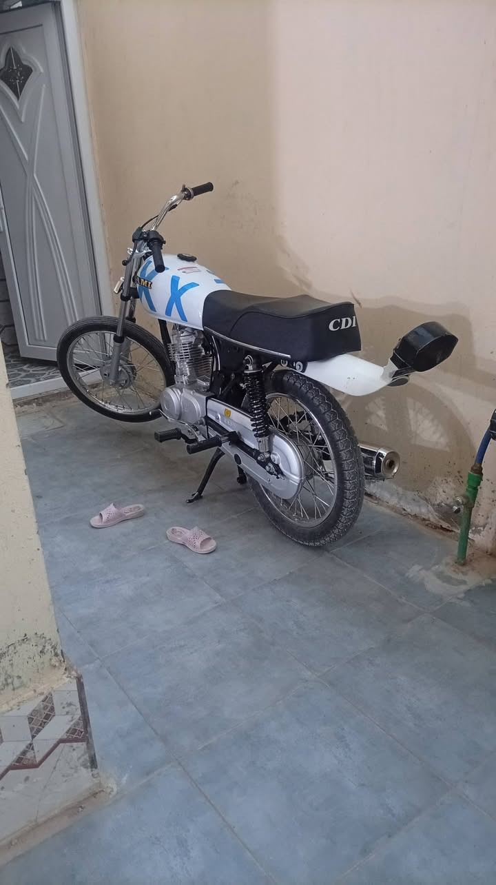 للبيع 
***********
